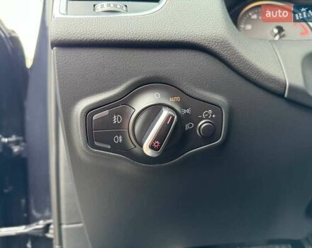 Синій Ауді SQ5, об'ємом двигуна 3 л та пробігом 166 тис. км за 19490 $, фото 19 на Automoto.ua