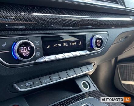 Синий Ауди SQ5, объемом двигателя 3 л и пробегом 105 тыс. км за 36750 $, фото 13 на Automoto.ua