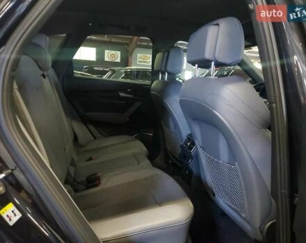 Синій Ауді SQ5, об'ємом двигуна 3 л та пробігом 114 тис. км за 10800 $, фото 10 на Automoto.ua