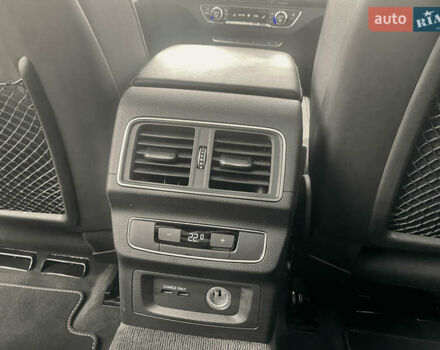 Синій Ауді SQ5, об'ємом двигуна 3 л та пробігом 28 тис. км за 36900 $, фото 35 на Automoto.ua