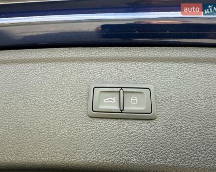 Синий Ауди SQ5, объемом двигателя 3 л и пробегом 41 тыс. км за 63500 $, фото 17 на Automoto.ua