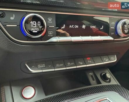 Синий Ауди SQ5, объемом двигателя 3 л и пробегом 41 тыс. км за 63500 $, фото 48 на Automoto.ua