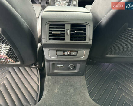 Синий Ауди SQ5, объемом двигателя 3 л и пробегом 84 тыс. км за 43999 $, фото 37 на Automoto.ua