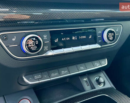 Синий Ауди SQ5, объемом двигателя 3 л и пробегом 57 тыс. км за 42800 $, фото 30 на Automoto.ua
