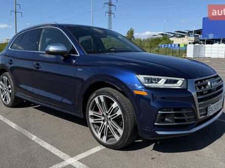 Ауді SQ5 2017 у Рівному на Automoto.ua Синій Ауді SQ5, об'ємом двигуна 2.99 л та пробігом 183 тис. км за 26950 $, фото 1 на Automoto.ua