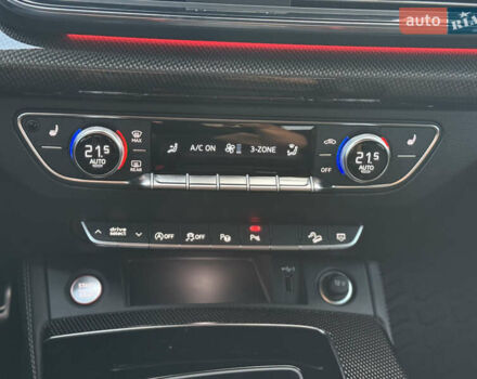 Белый Ауди SQ5 Sportback, объемом двигателя 3 л и пробегом 37 тыс. км за 52000 $, фото 17 на Automoto.ua