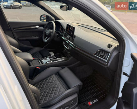 Белый Ауди SQ5 Sportback, объемом двигателя 3 л и пробегом 37 тыс. км за 52000 $, фото 9 на Automoto.ua