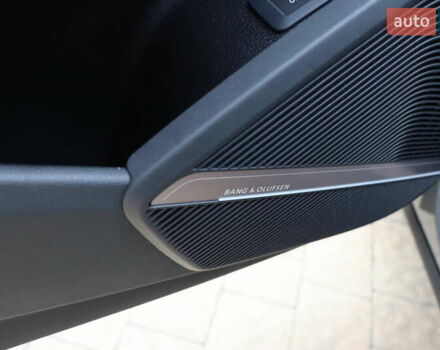 Серый Ауди SQ5 Sportback, объемом двигателя 3 л и пробегом 67 тыс. км за 54900 $, фото 13 на Automoto.ua