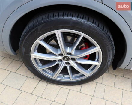 Серый Ауди SQ5 Sportback, объемом двигателя 3 л и пробегом 67 тыс. км за 54900 $, фото 4 на Automoto.ua