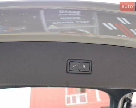 Серый Ауди SQ5 Sportback, объемом двигателя 3 л и пробегом 67 тыс. км за 54900 $, фото 46 на Automoto.ua