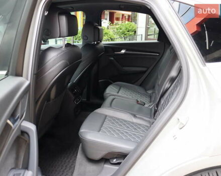 Серый Ауди SQ5 Sportback, объемом двигателя 3 л и пробегом 67 тыс. км за 54900 $, фото 39 на Automoto.ua