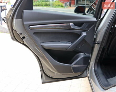 Серый Ауди SQ5 Sportback, объемом двигателя 3 л и пробегом 67 тыс. км за 54900 $, фото 37 на Automoto.ua