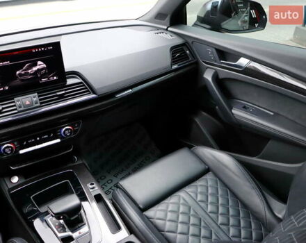 Серый Ауди SQ5 Sportback, объемом двигателя 3 л и пробегом 67 тыс. км за 54900 $, фото 42 на Automoto.ua