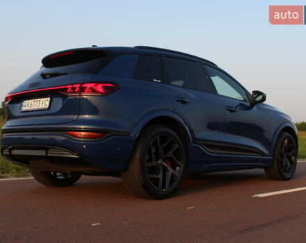 Синий Ауди SQ6 e-tron, объемом двигателя 0 л и пробегом 5 тыс. км за 92800 $, фото 8 на Automoto.ua