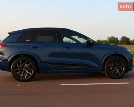 Синий Ауди SQ6 e-tron, объемом двигателя 0 л и пробегом 5 тыс. км за 88800 $, фото 2 на Automoto.ua