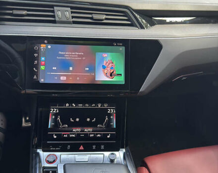 Білий Ауді SQ8 e-tron, об'ємом двигуна 0 л та пробігом 11 тис. км за 68000 $, фото 10 на Automoto.ua