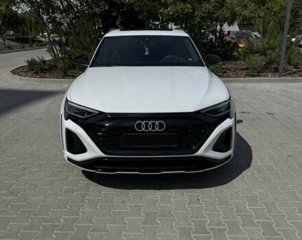 Білий Ауді SQ8 e-tron, об'ємом двигуна 0 л та пробігом 11 тис. км за 68000 $, фото 1 на Automoto.ua
