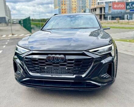 Чорний Ауді SQ8 e-tron, об'ємом двигуна 0 л та пробігом 18 тис. км за 73500 $, фото 16 на Automoto.ua