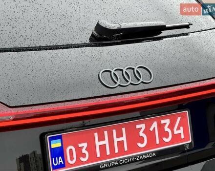 Чорний Ауді SQ8 e-tron, об'ємом двигуна 0 л та пробігом 28 тис. км за 68000 $, фото 19 на Automoto.ua
