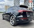 Чорний Ауді SQ8 e-tron, об'ємом двигуна 0 л та пробігом 18 тис. км за 73500 $, фото 12 на Automoto.ua