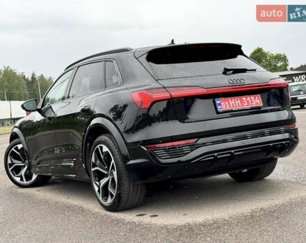 Чорний Ауді SQ8 e-tron, об'ємом двигуна 0 л та пробігом 28 тис. км за 68000 $, фото 10 на Automoto.ua