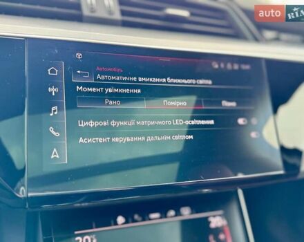Чорний Ауді SQ8 e-tron, об'ємом двигуна 0 л та пробігом 18 тис. км за 73500 $, фото 29 на Automoto.ua