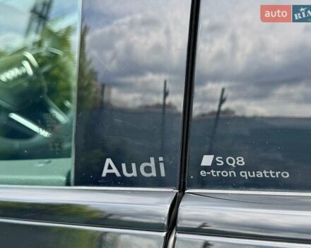 Чорний Ауді SQ8 e-tron, об'ємом двигуна 0 л та пробігом 18 тис. км за 73500 $, фото 64 на Automoto.ua