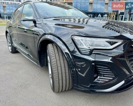 Чорний Ауді SQ8 e-tron, об'ємом двигуна 0 л та пробігом 18 тис. км за 73500 $, фото 20 на Automoto.ua