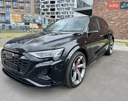 Чорний Ауді SQ8 e-tron, об'ємом двигуна 0 л та пробігом 18 тис. км за 73500 $, фото 2 на Automoto.ua