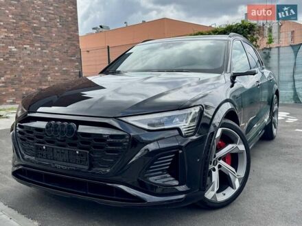 Ауди SQ8 e-tron 2023 в Киеве на Automoto.ua Черный Ауди SQ8 e-tron, объемом двигателя 0 л и пробегом 18 тыс. км за 73500 $, фото 1 на Automoto.ua