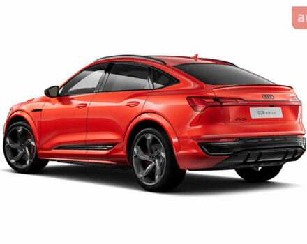 Красный Ауди SQ8 Sportback e-tron, объемом двигателя 0 л и пробегом 27 тыс. км за 72000 $, фото 9 на Automoto.ua