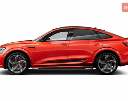 Красный Ауди SQ8 Sportback e-tron, объемом двигателя 0 л и пробегом 27 тыс. км за 72000 $, фото 8 на Automoto.ua
