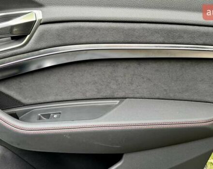 Ауди SQ8 Sportback e-tron, объемом двигателя 0 л и пробегом 15 тыс. км за 77000 $, фото 26 на Automoto.ua