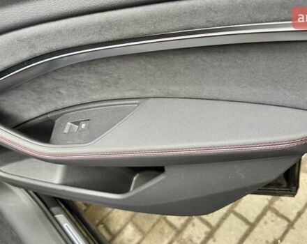 Ауди SQ8 Sportback e-tron, объемом двигателя 0 л и пробегом 15 тыс. км за 77000 $, фото 34 на Automoto.ua