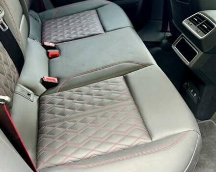 Ауди SQ8 Sportback e-tron, объемом двигателя 0 л и пробегом 15 тыс. км за 77000 $, фото 40 на Automoto.ua