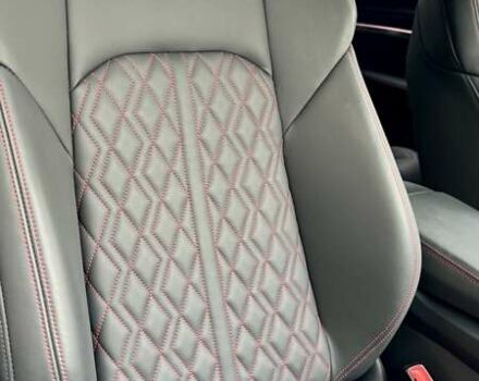 Ауди SQ8 Sportback e-tron, объемом двигателя 0 л и пробегом 15 тыс. км за 77000 $, фото 30 на Automoto.ua