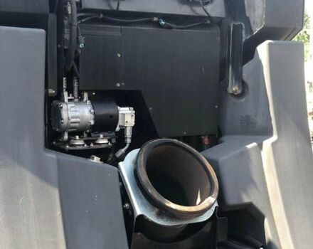 Azura MC 200, объемом двигателя 0 л и пробегом 1 тыс. км за 35354 $, фото 9 на Automoto.ua