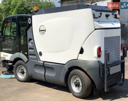 Azura MC 200, объемом двигателя 0 л и пробегом 1 тыс. км за 35354 $, фото 3 на Automoto.ua