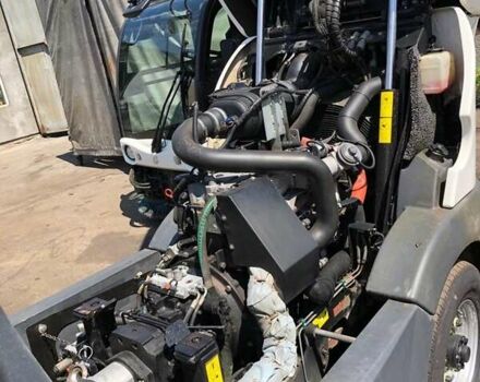 Azura MC 200, объемом двигателя 0 л и пробегом 1 тыс. км за 35354 $, фото 7 на Automoto.ua