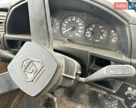 Жовтий БАЗ 3215 Дельфин, об'ємом двигуна 2.46 л та пробігом 499 тис. км за 1800 $, фото 12 на Automoto.ua