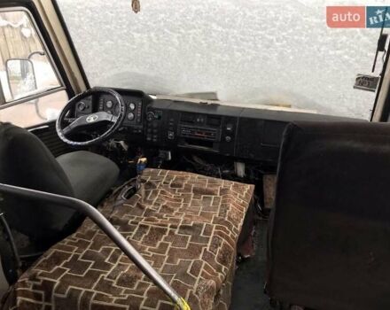 БАЗ А 079 Эталон 2006 в Тернополе на Automoto.ua Белый БАЗ А 079 Эталон, объемом двигателя 5.7 л и пробегом 350 тыс. км за 4300 $, фото 4 на Automoto.ua