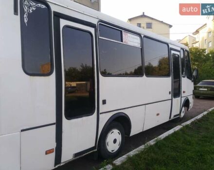 Белый БАЗ А 079 Эталон, объемом двигателя 5.7 л и пробегом 250 тыс. км за 6500 $, фото 2 на Automoto.ua