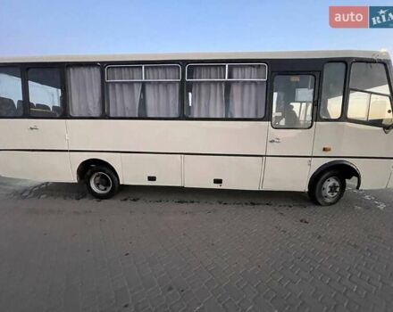 Белый БАЗ А 079 Эталон, объемом двигателя 5.7 л и пробегом 400 тыс. км за 6800 $, фото 3 на Automoto.ua