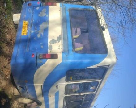 Белый БАЗ А 079 Эталон, объемом двигателя 5.68 л и пробегом 9 тыс. км за 3500 $, фото 1 на Automoto.ua