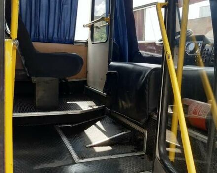 Бежевий БАЗ А 079 Еталон, об'ємом двигуна 5.68 л та пробігом 100 тис. км за 4850 $, фото 10 на Automoto.ua
