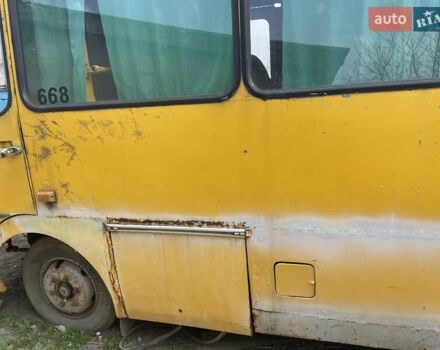 Желтый БАЗ А 079 Эталон, объемом двигателя 5.68 л и пробегом 20 тыс. км за 2200 $, фото 3 на Automoto.ua