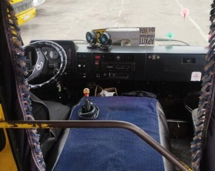 Желтый БАЗ А 079 Эталон, объемом двигателя 5.68 л и пробегом 570 тыс. км за 2300 $, фото 7 на Automoto.ua