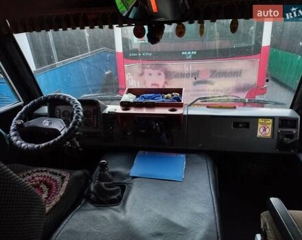 Желтый БАЗ А 079 Эталон, объемом двигателя 5.68 л и пробегом 210 тыс. км за 7700 $, фото 5 на Automoto.ua