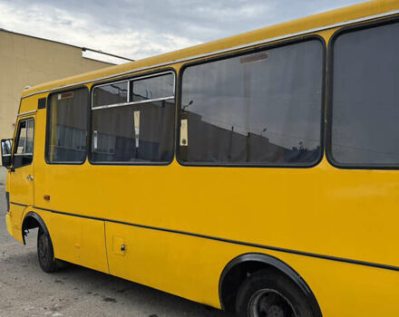 Желтый БАЗ А 079 Эталон, объемом двигателя 5.68 л и пробегом 350 тыс. км за 7900 $, фото 4 на Automoto.ua