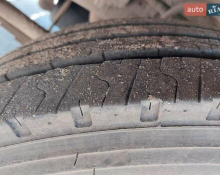 Желтый БАЗ А 079 Эталон, объемом двигателя 5.7 л и пробегом 19 тыс. км за 7000 $, фото 5 на Automoto.ua